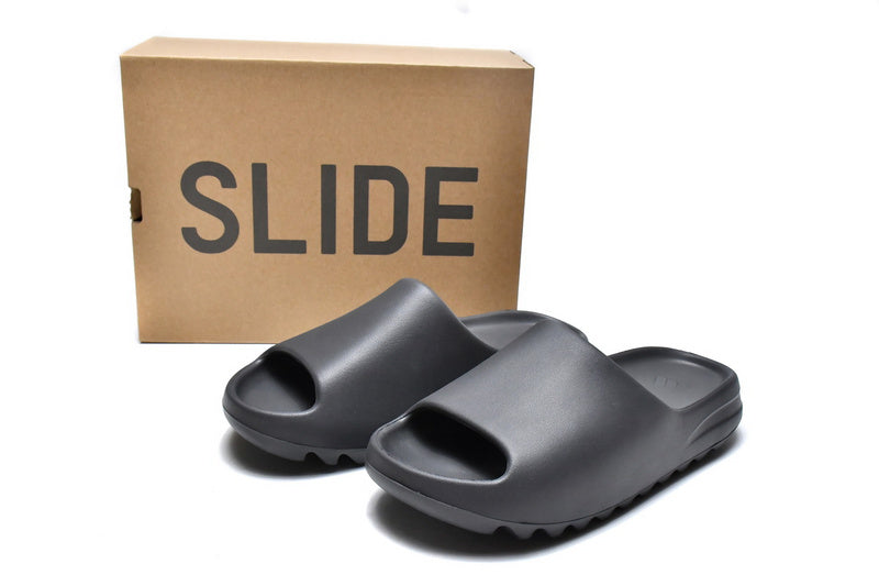 Yeezy Slides Onyx