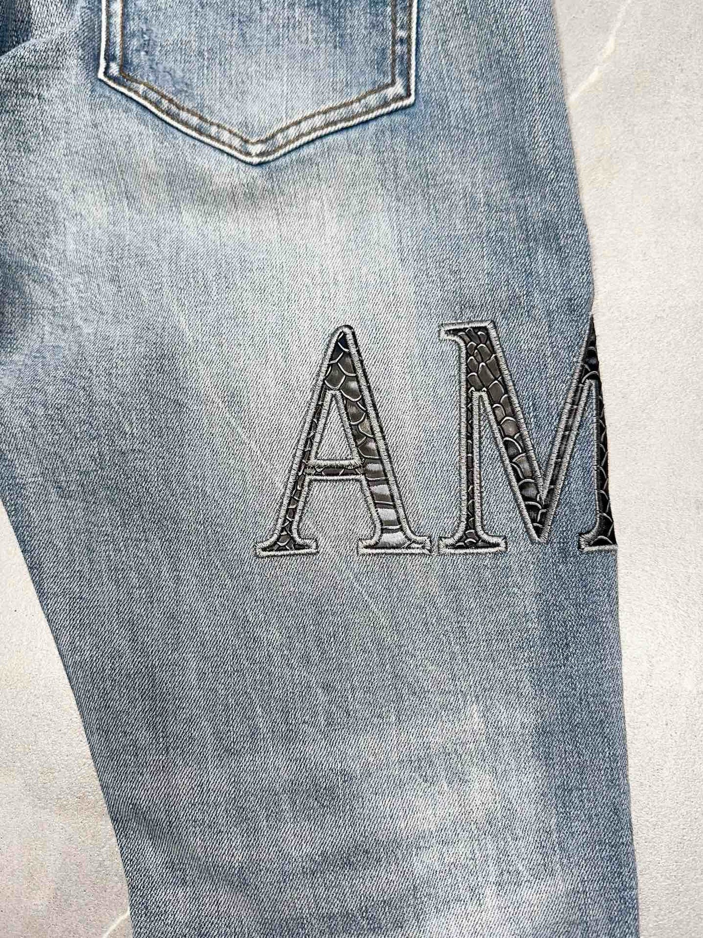 Amiri Jeans