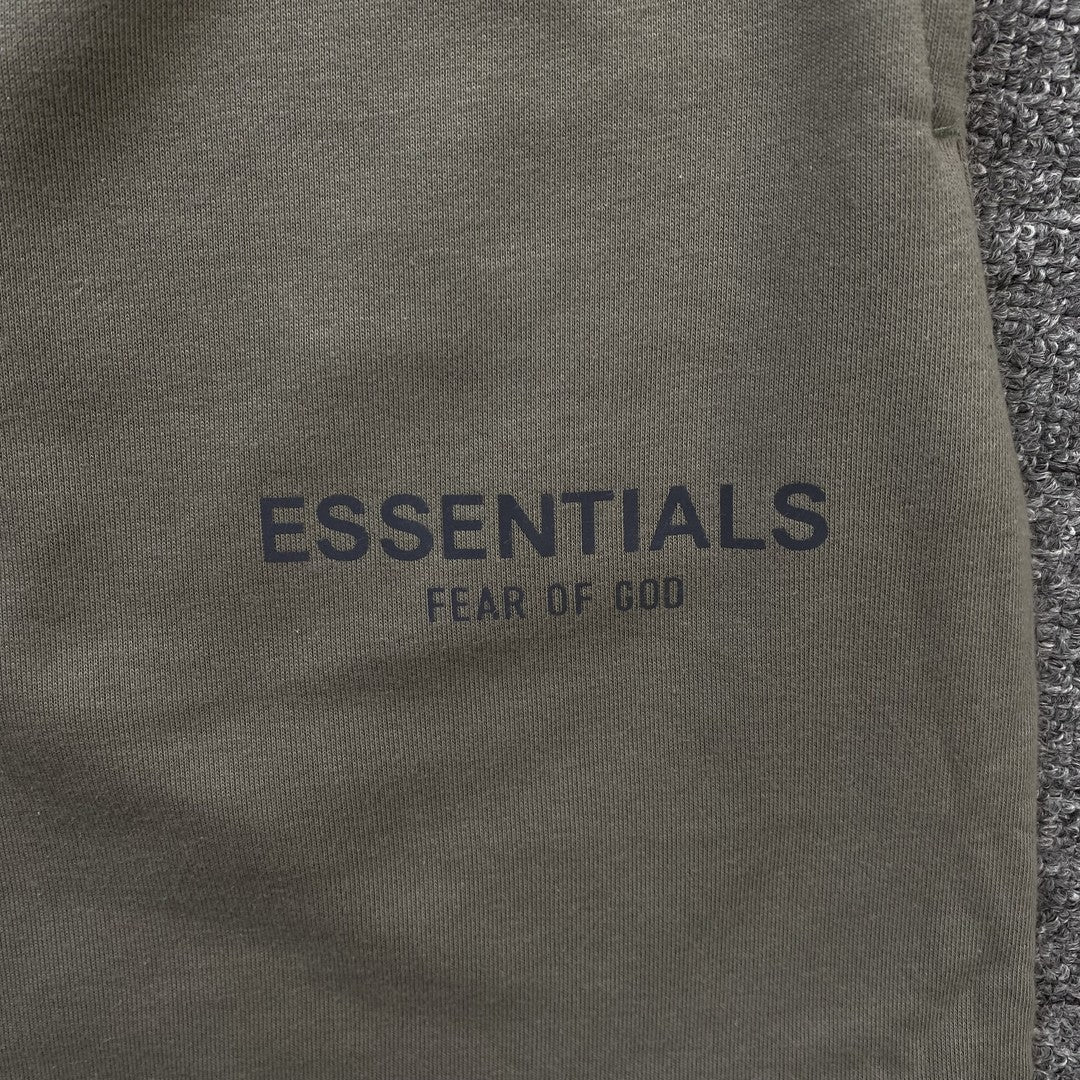 Essentials Shorts