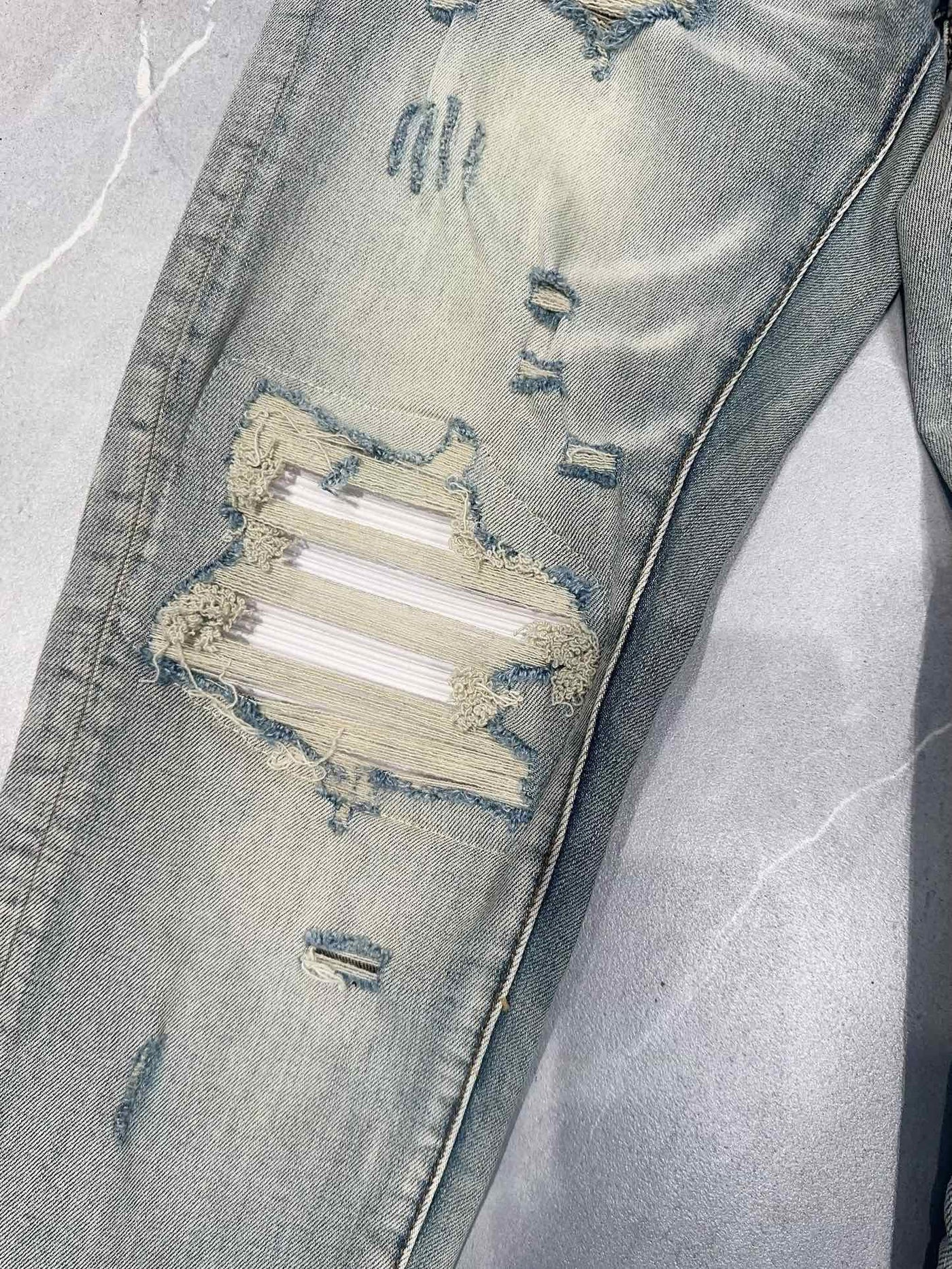 Amiri Jeans