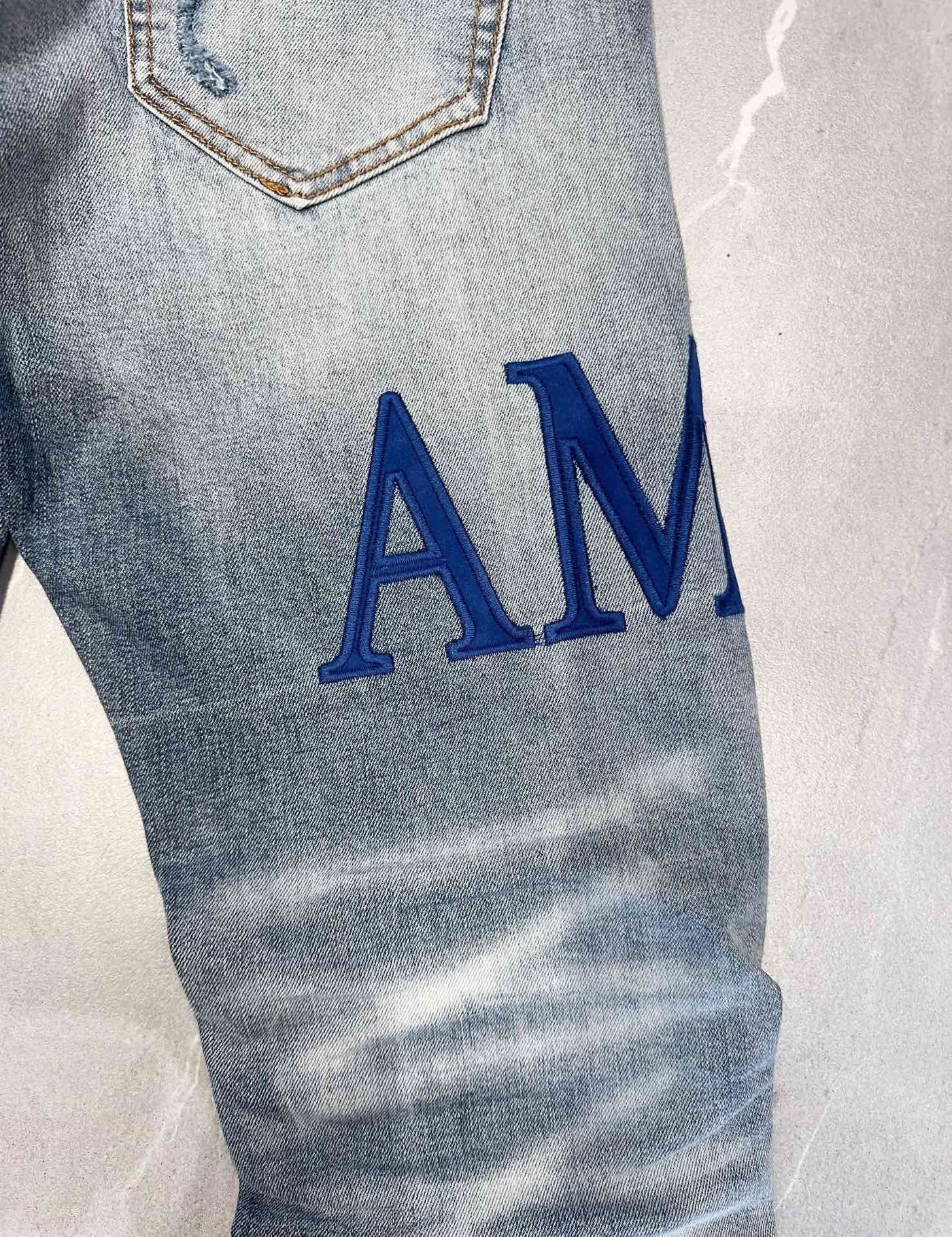 Amiri Jeans