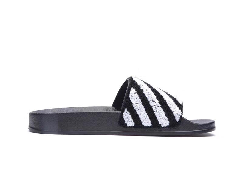 Furry OFF-White Slides