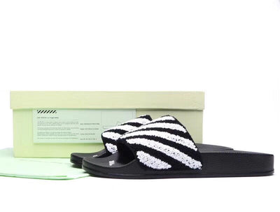 Furry OFF-White Slides