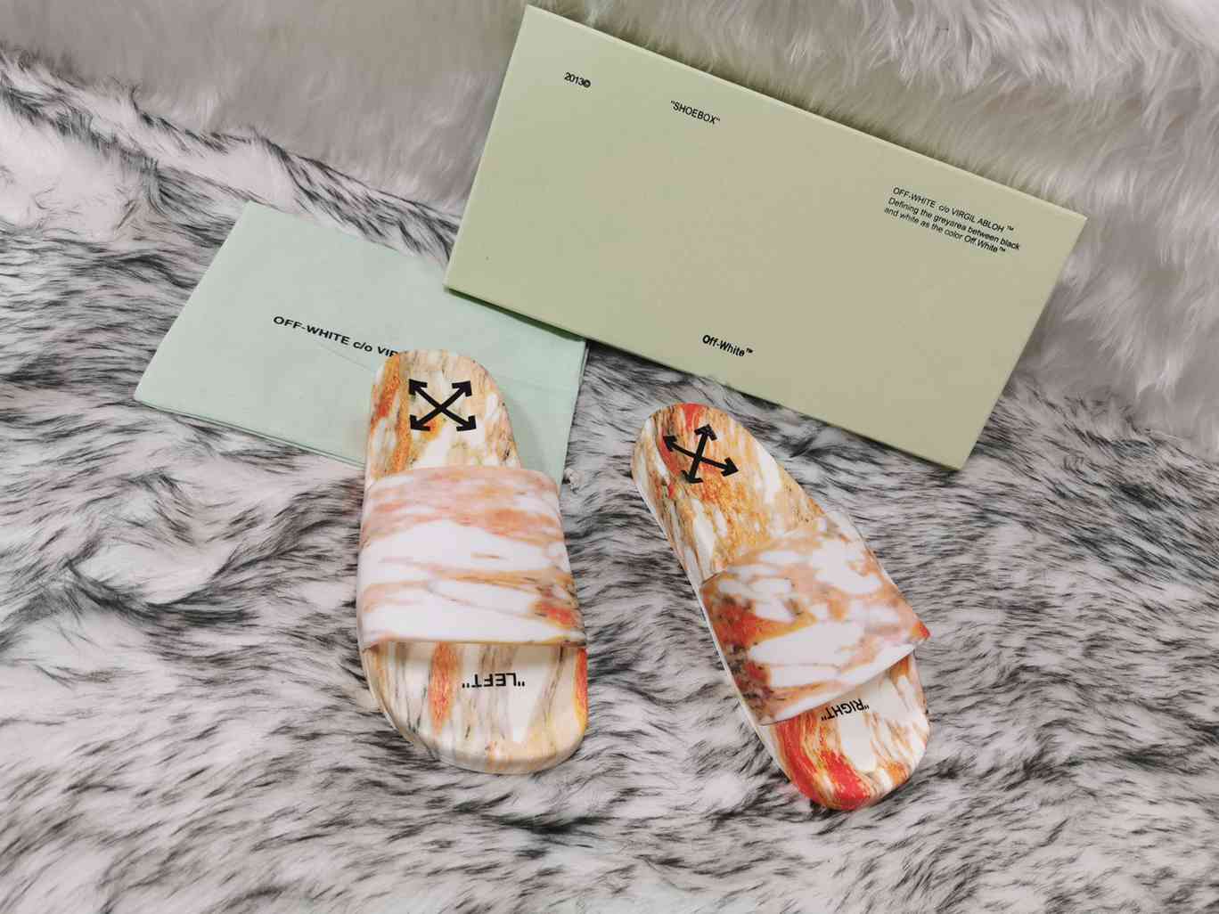 OFF-WHITE Slides